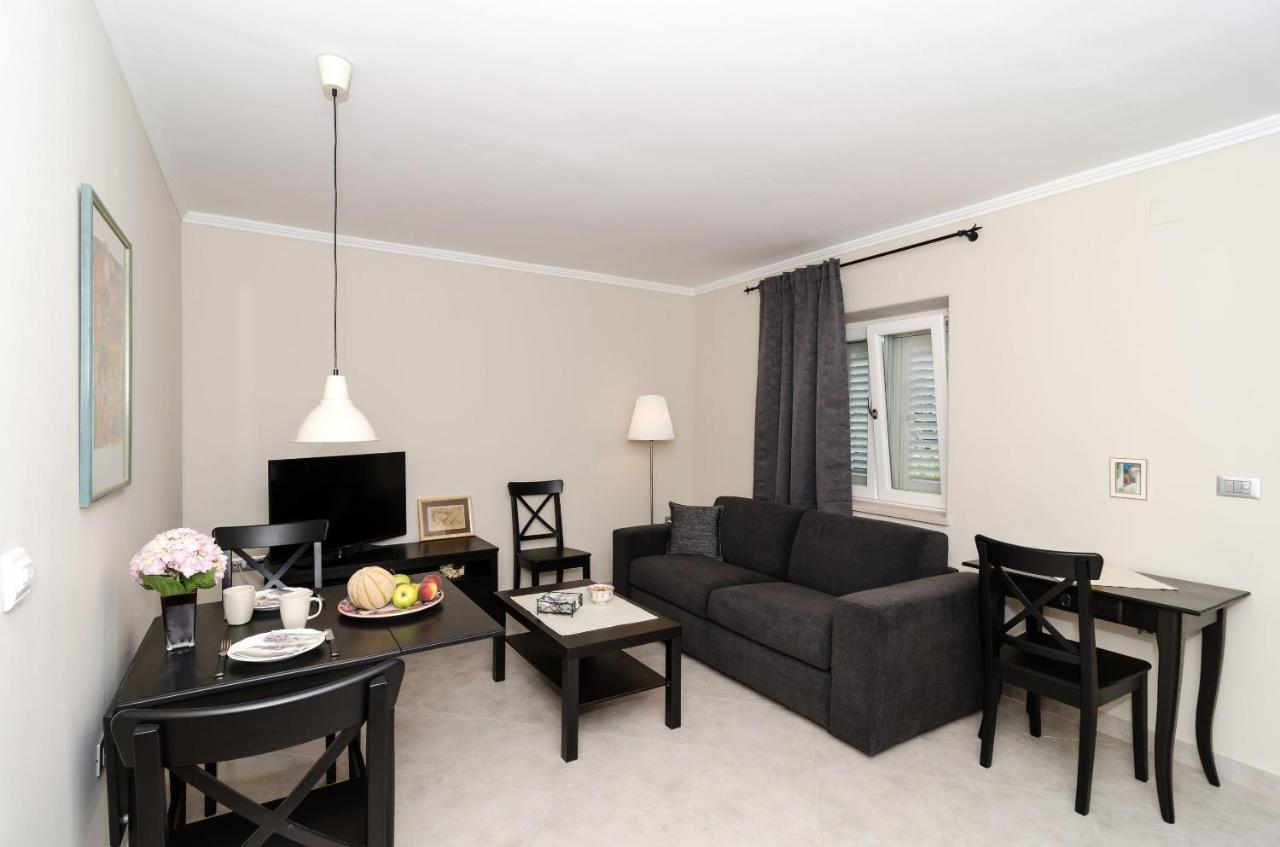 Apartments Gaura Dubrovnik Bagian luar foto